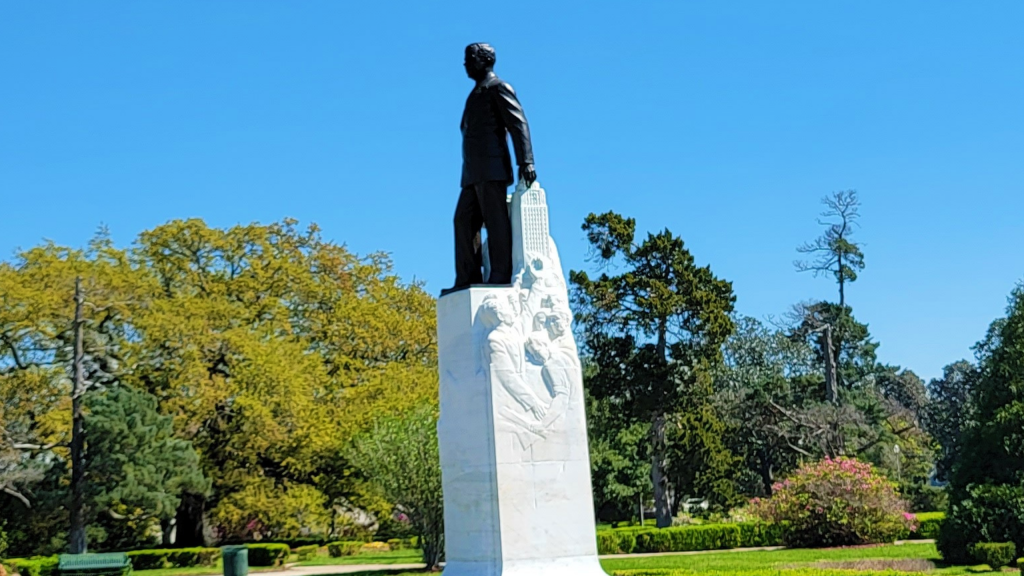 Filmed at the Louisiana State Capitol Road Trip Finder