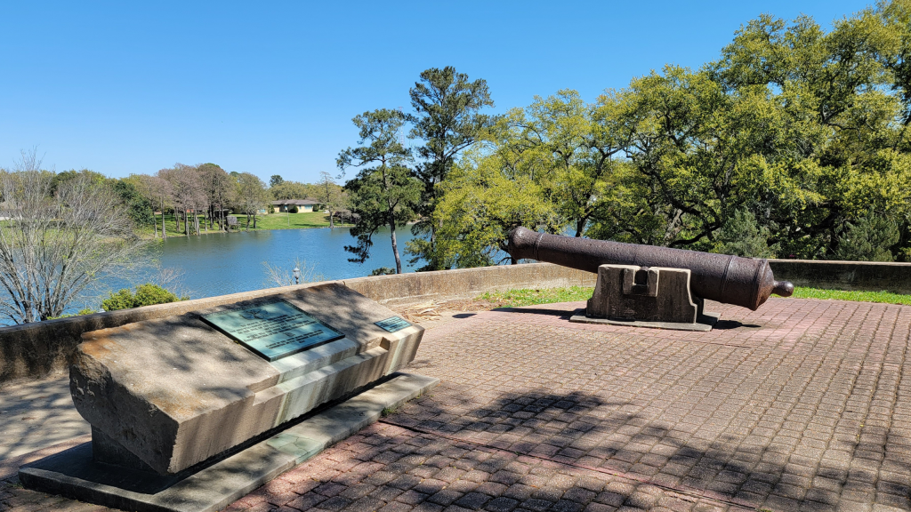 Indian mound with cannons